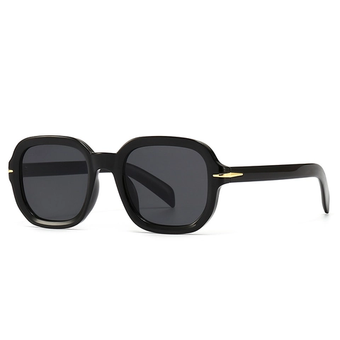 Retro Vierkante Zonnebril Voor Dames Heren Vintage Moderne INS Stijl UV400 Bescherming PC Montuur Brillen Met Metalen Decoratie