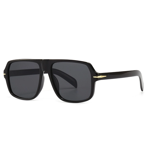 Oversized Square Sunglasses For Women Men Vintage Fashion UV400 Polarized Lenses Plastic Frame With Metal Detail