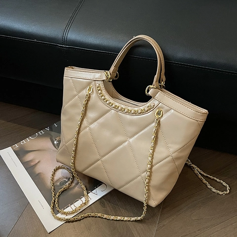 Quilted Diamond Lattice Tote Bag For Women PU Leather Large Capacity Handbag Chic Gold Chain Strap Shoulder Bag Commute