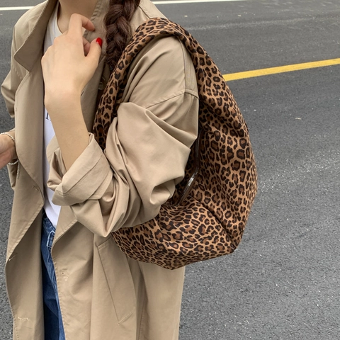 Dames Suède Hobo Schoudertas Geplooid Halve Maan Vorm Grote Capaciteit Vintage Esthetiek Luipaard Print Casual Woon Werkverkeer