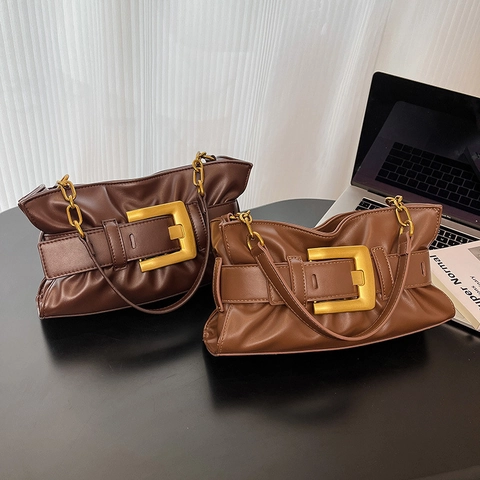 Gekräuselte Unterarmtasche PU Leder Wolke Plissee Schultertasche Große Goldene Schnalle Vintage Gürtel Dekor Pendler Damen