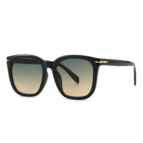Vintage Oversized PC Frame Sunglasses For Women Men UV400 Protection Fashion Square Gradient Lens Sun Glasses With Metal Detail