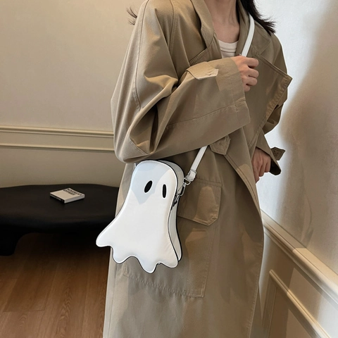 Ghost Shaped Crossbody Shoulder Bag PU Leather Halloween Novelty Cute Funny Small Purse For Women Accessory
