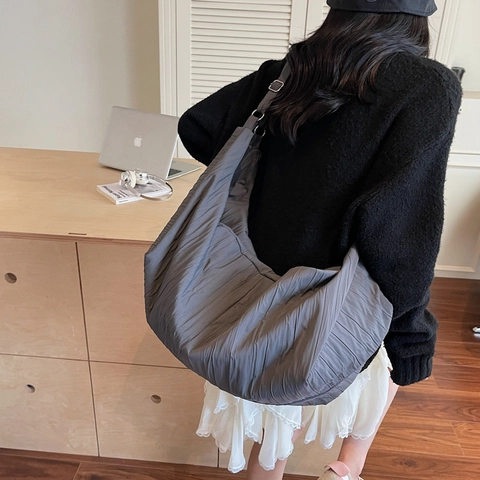 Grote Capaciteit Geplooide Hobo Tas Nylon Ruched Dumpling Schouder Crossbody Voor Vrouwen Casual Reizen Woon-werkverkeer Licht