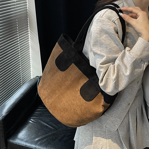Grand Sac Fourre Tout Pour Femme En Simili Cuir Suédé Mat Design Color Block Sac À Épaule Rétro Simple Pour Le Quotidien