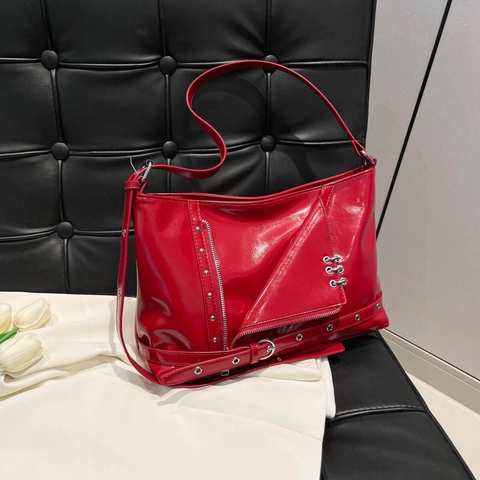 Large Capacity Shoulder Bag Shiny Patent PU Leather With Rivets Zippers Adjustable Strap Y2K Biker Style Women