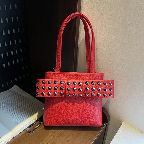 Punk Nieten Umhängetasche Litchi Textur PU Leder Schleife Kleine Quadratische Schultertasche Mit Kette Für Damen