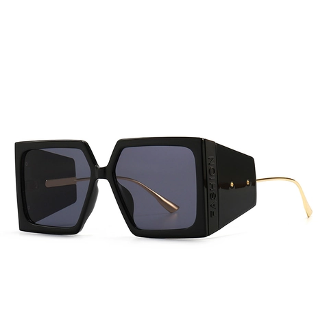 Retro Square Oversized Sunglasses Fashion UV400 Protection PC Lens Metal Temples Eyewear For Men Women