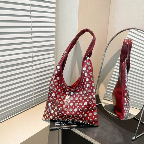 Gothic Rivet Underarm Bag Punk Hobo Shoulder Bag PU Leather Silver Metal Studs Large Capacity Retro Niche Women Commuter