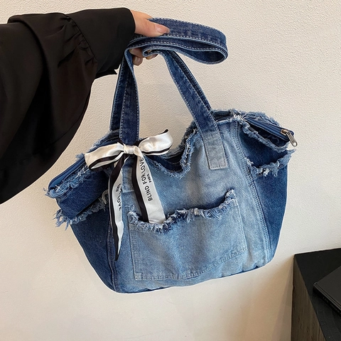 Borsa Tote In Denim Retrò Da Donna Bordo Sfilacciato Grande Capacità Patchwork Borsa A Tracolla Con Sciarpa Decorativa Casual