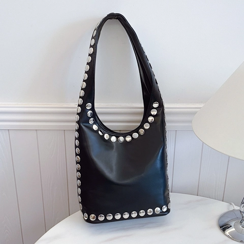 Sac Bandoulière Hobo Pour Femme Décoration Rivets Grande Capacité Cuir PU Style Punk Rétro Sac À Main