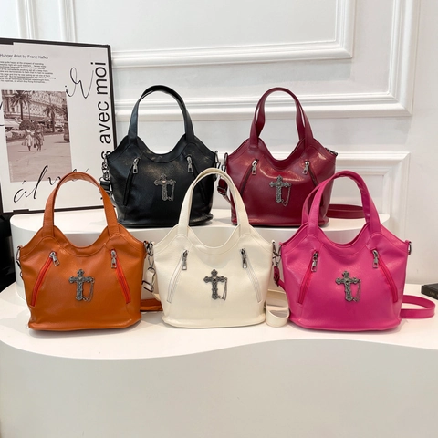 Borsa A Tracolla Gothic Punk Da Donna Borsa A Mano In Pelle PU Con Ciondolo A Croce In Metallo Catena Cerniera Decorativa
