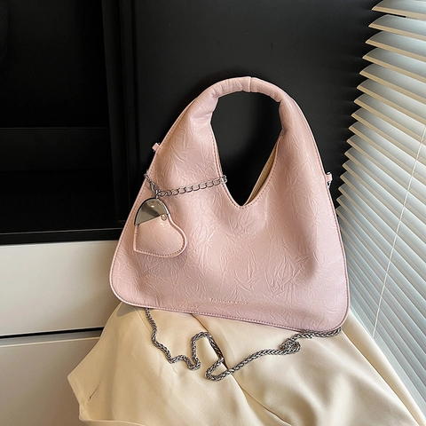 Women Wrinkled PU Leather Crossbody Bag Unique Triangular Handbag With Heart Pendant Silver Chain Chic Fashion Hobo Bag