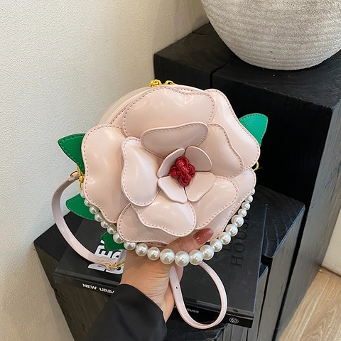 Floral Camellia Shaped Crossbody Bag With Artificial Pearl Handle Elegant PU Leather Evening Handbag For Women Niche Design