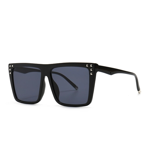 Large Square Sunglasses Vintage Retro INS Style Plastic Frame Silver Rivet UV400 Protection Eyewear For Women