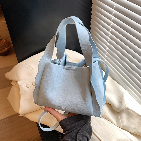 Women Litchi Grain PU Leather Handbag Wavy Edge Tote Crossbody Bag Casual Commute Small Basket Shape Pleated Design