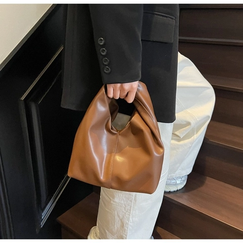 Borsa A Mano Da Donna In Pelle PU Con Manico A Nodo Minimalista Pieghettata Nuvola Chic Design Di Nicchia