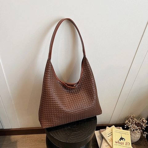 Women Woven PU Leather Shoulder Bag Large Capacity Hobo Tote Bag For Commute Daily Versatile Minimalist Solid Color