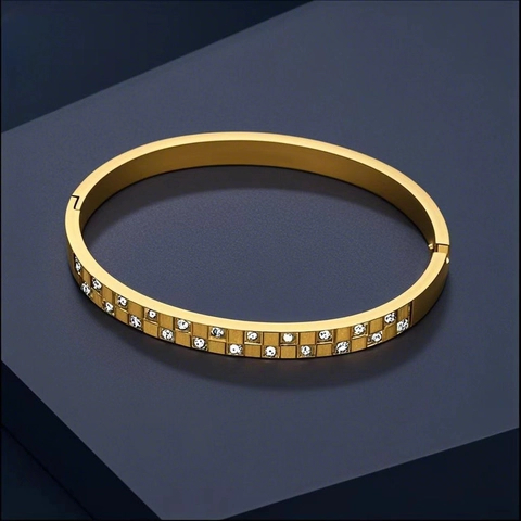 Fashion Stainless Steel Checkboard Bangle With Cubic Zirconia Accents Geometric Oval Bracelet For Women Commuter