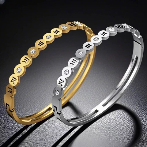 Stainless Steel Roman Numeral Hollow Bangle Rhinestone Inlaid Fashion Bracelet For Women Luxury Jewelry Gift