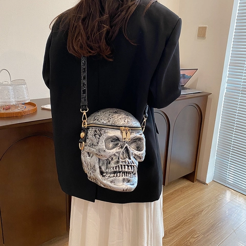 3D Skull Head Shape Crossbody Bag PU Leather Gold Zipper Gothic Punk Style Halloween Party Handbag For Women
