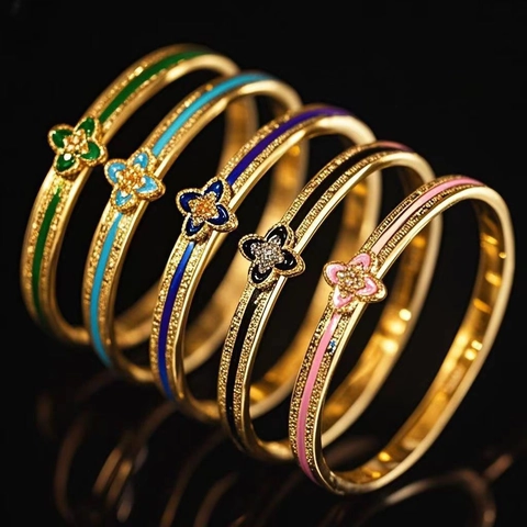 Vintage Stainless Steel Four Leaf Clover Bangle Bracelet For Women Luxury Enamel Rhinestone Meander Pattern Jewelry Gift