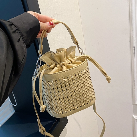Borsa a Secchiello in Pelle PU Intrecciata per Donna Vintage Manico Superiore Tracolla Coulisse Con Cinturino Regolabile
