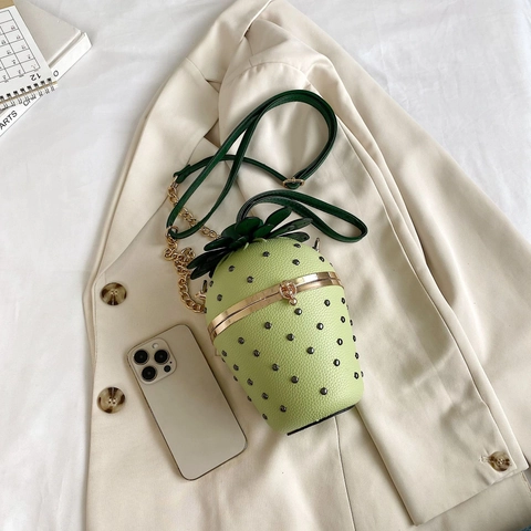 Sac Bandoulière Fantaisie En Forme De Fraise Cuir PU Rivet Künstliche Perle Cadre Métallique Sac À Main Femme