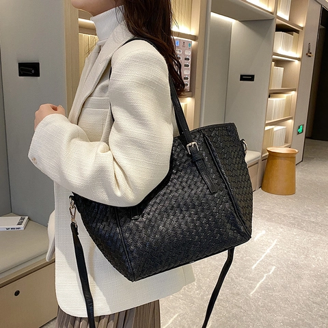 Large Woven Tote Bag For Women PU Leather Braided Shoulder Bag With Detachable Strap Golden Hardware Elegant Vintage Handbag