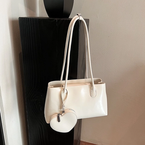 Women Glossy PU Leather Shoulder Bag Large Capacity Tote Minimalist Office Commuting With Heart Shape Charm Pendant