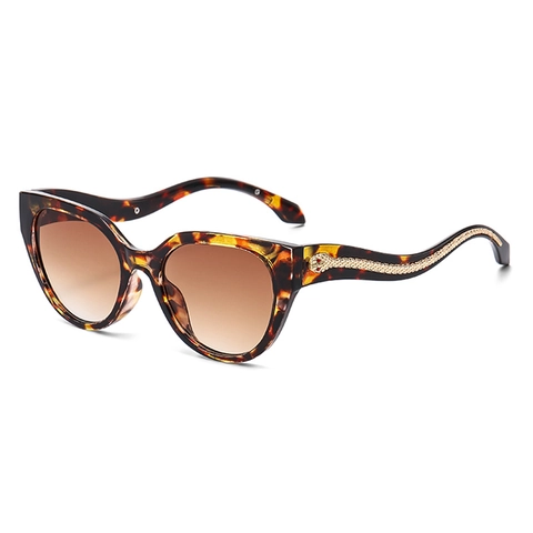Retro Cat Eye Sunglasses For Women Metal Snake Temple UV400 Protection Oversized Vintage Style Fashion Eyewear