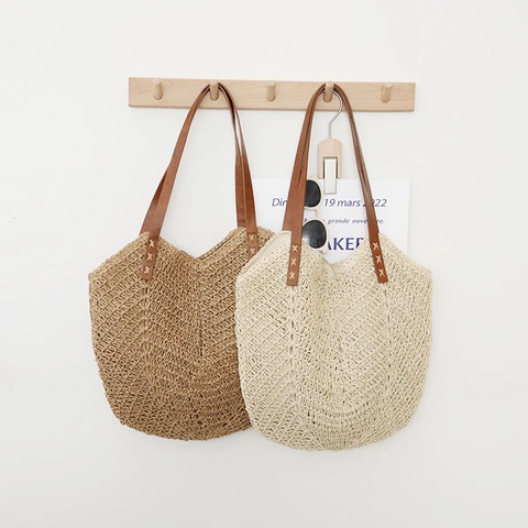 Women Straw Woven Shoulder Bag Large Capacity Tote Summer Beach Vacation Retro Style Zipper Closure Durable Contrast Handle