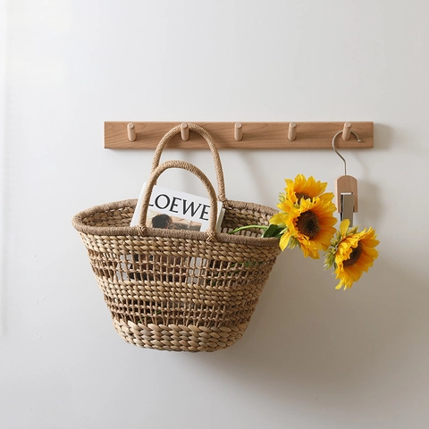 French Retro Straw Woven Handbag Hollow Out Summer Beach Vacation Basket Bag For Women With Polyester Lining