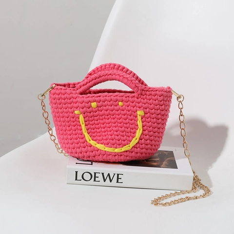 Handgefertigte Gewebte Smile Face Bucket Bag Rosa Häkelstrick Mini Handtasche Mit Metallkette Schultertasche Damen