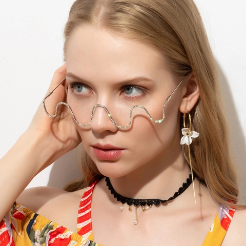 Fashion Wave Shaped Decorative Glasses Frame Metal Rhinestone Lensless Eyewear For Women Party Stage Accessory