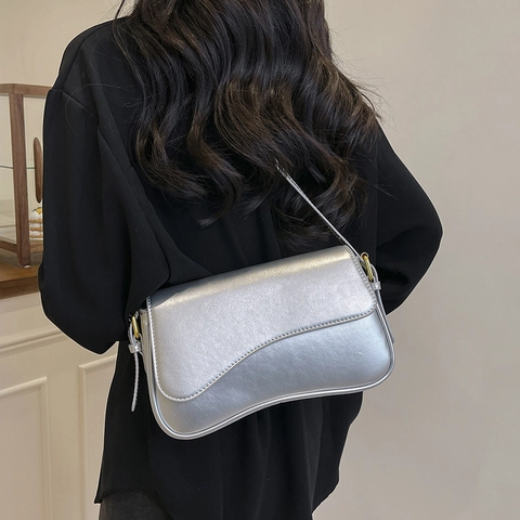 Chic PU Leather Shoulder Bag For Women Small Square Crossbody Purse With Asymmetric Curved Flap