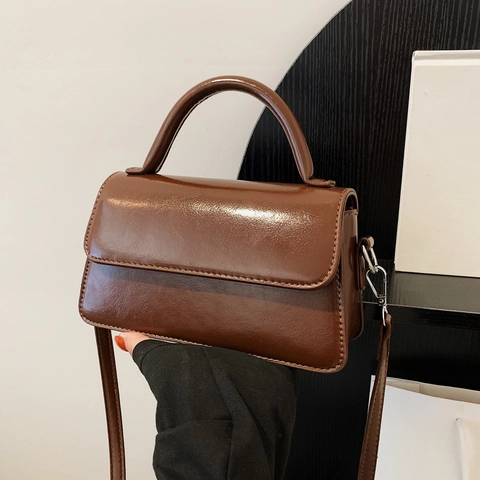 Minimalist PU Leather Shoulder Bag Retro Solid Color Flip Crossbody Bag With Top Handle For Women Urban Style Square Purse