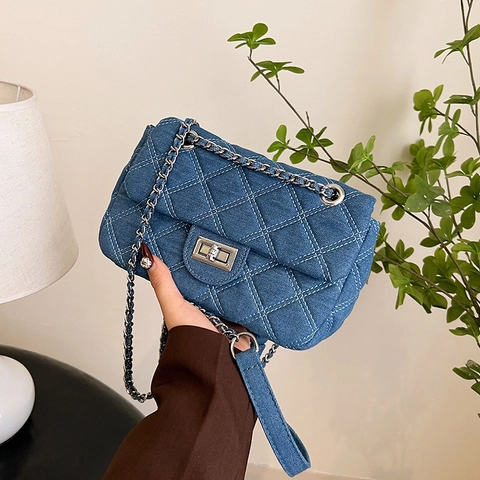 Denim Quilted Crossbody Bag For Women Diamond Pattern Chain Shoulder Bag With Metal Twist Lock Fashion Casual Flap Bag