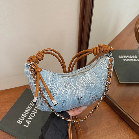 Denim Pailletten Crossbody Hobo Tas Voor Dames Met Geknoopte Riem Zilveren Ketting Halve Maan Vorm Schoudertas