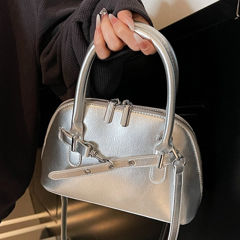 Dames Schelp Crossbody Tas Vintage PU Leren Handtas Met Verstelbare Riem Decoratieve Riem Oogjes Dubbele Rits Zilveren Hardware