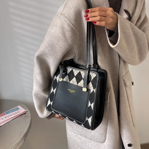 Argyle Patchwork Tas PU Leer Stof Tote Handtas Retro Stijl Dames Schoudertas Met Schattige Konijn Pluche Hanger Dagelijks