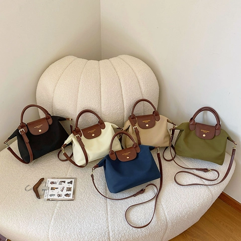 Women Nylon Handbag With Leather Texture Trim Dumpling Shape Tote Lightweight Crossbody Bag For Daily Commuting Retro Style