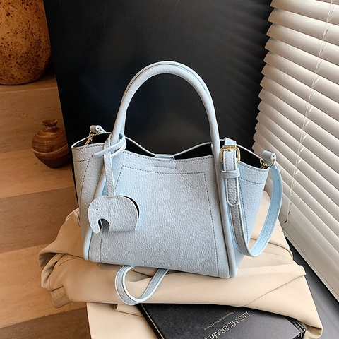 Pebbled PU Leather Bucket Bag For Women Textured Handbag Inner Pouch Elephant Charm Adjustable Strap Crossbody