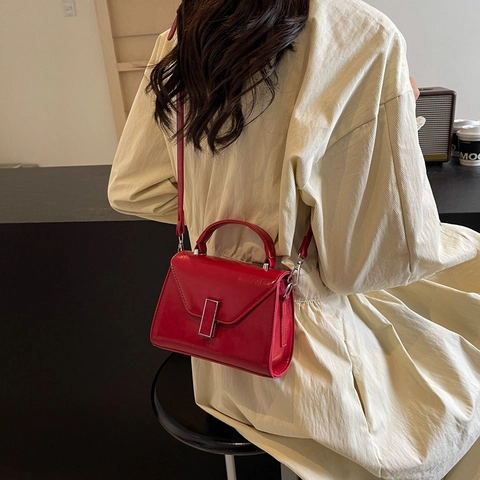 Women PU Leather Top Handle Handbag Metallic Glossy Crossbody Bag With Metal Lock Elegant Square Tote For Daily Commute