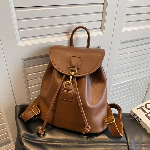 Zaino Alla Moda In Pelle PU Per Donna Grande Capacità Coulisse Patta Borsa Scuola Con Gancio In Metallo Dorato Per Viaggi