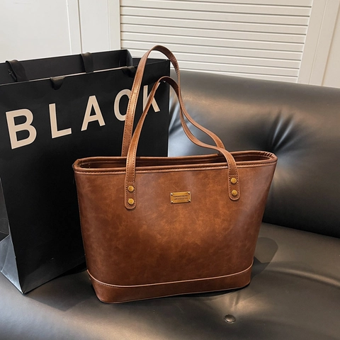 Bolso Tote Vintage De Cuero PU Gran Capacidad Bolso De Hombro Para Mujer Decoración Metal Retro