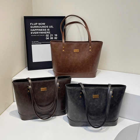 Bolso Tote Vintage De Cuero PU Gran Capacidad Bolso De Hombro Para Mujer Decoración Metal Retro