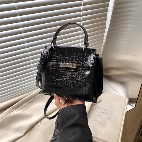 Women Crocodile Pattern Handbag PU Leather Vintage Shoulder Bag With Metal Twist Lock And Adjustable Strap