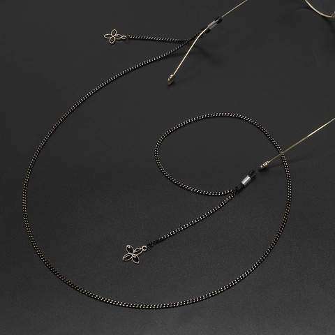 Eyewear Chain Metal Non-Slip Sunglasses Strap Four-Leaf Clover Flower Pendant Vintage Fashion Jewelry For Women