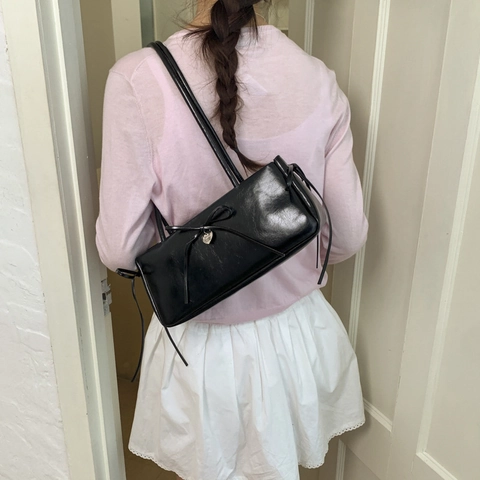 Borsa Sottobraccio Da Donna In Pelle PU Lucida Con Fiocco E Ciondolo A Cuore Elegante Borsa Baguette Vintage